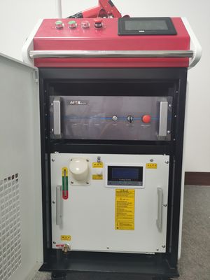 स्टेनलेस स्टील के लिए 1000W 8m हाथ में लेजर वेल्डिंग मशीन
