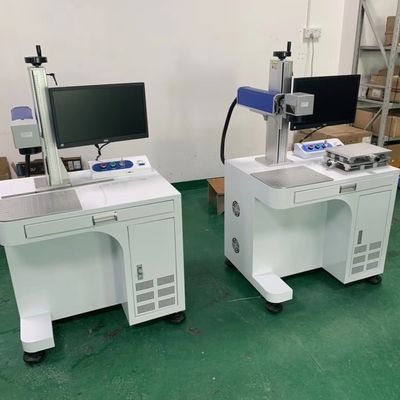 धातु 30W 60khz लेजर मार्किंग मशीन, प्लास्टिक के लिए लेजर मार्किंग मशीन