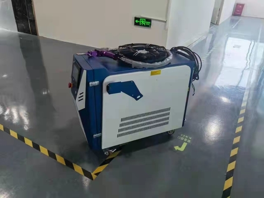 रेकस 1000W फाइबर लेजर वेल्डिंग मशीन 3 मिमी मोटाई वाटर कूलिंग