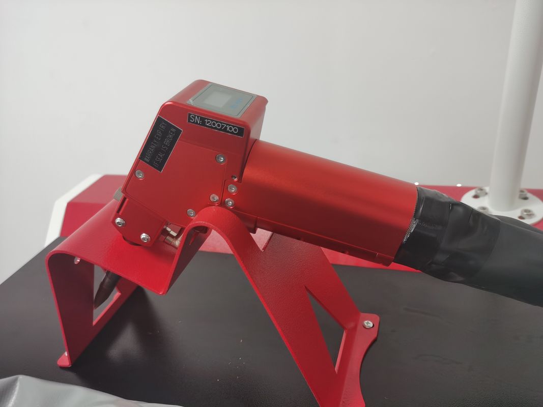 लचीला ऑपरेशन 380V 2000W फाइबर लेजर वेल्डर