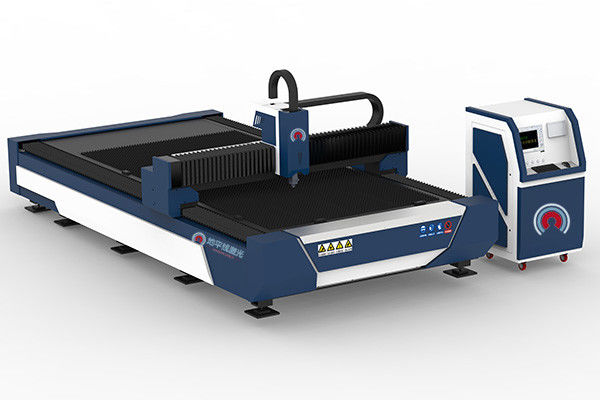1080nm 1500W 2020 मिमी औद्योगिक लेजर कटर मशीन