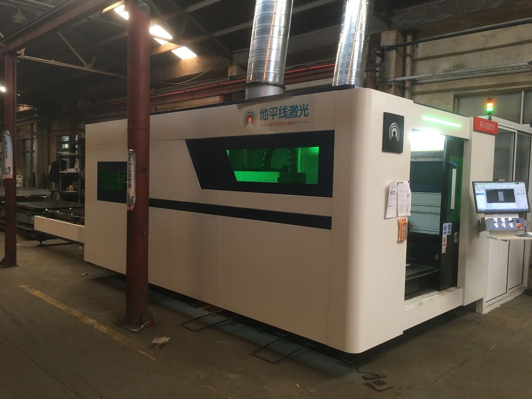 3000 मिमी 2KW फाइबर लेजर कटिंग और एनग्रेविंग मशीन