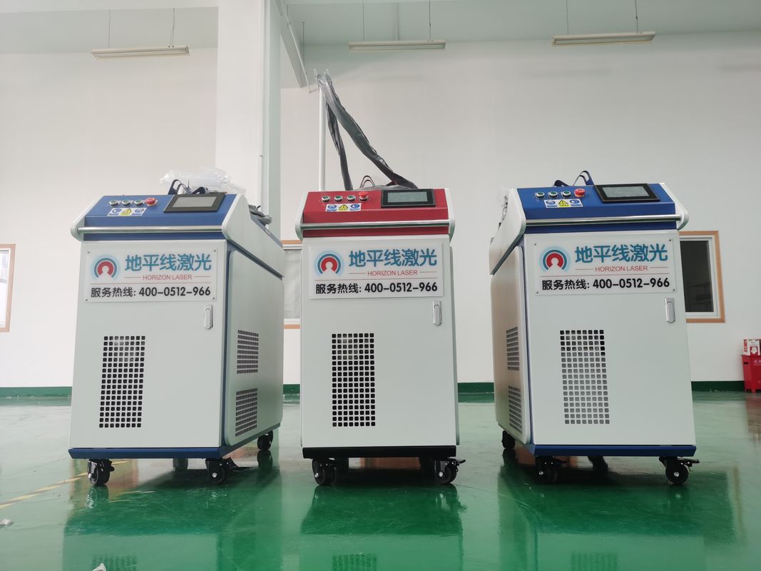 1000W 1080nm हाथ में लेजर वेल्डर फाइबर लेजर वेल्डिंग उपकरण डबल पेंडुलम